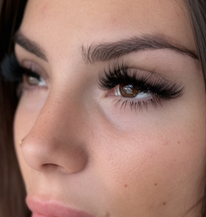 New Set (Volume/wispy) + Bottoms at Luxury Lash Extensions by Heather Rochelle at ADM in Oxford, AL
