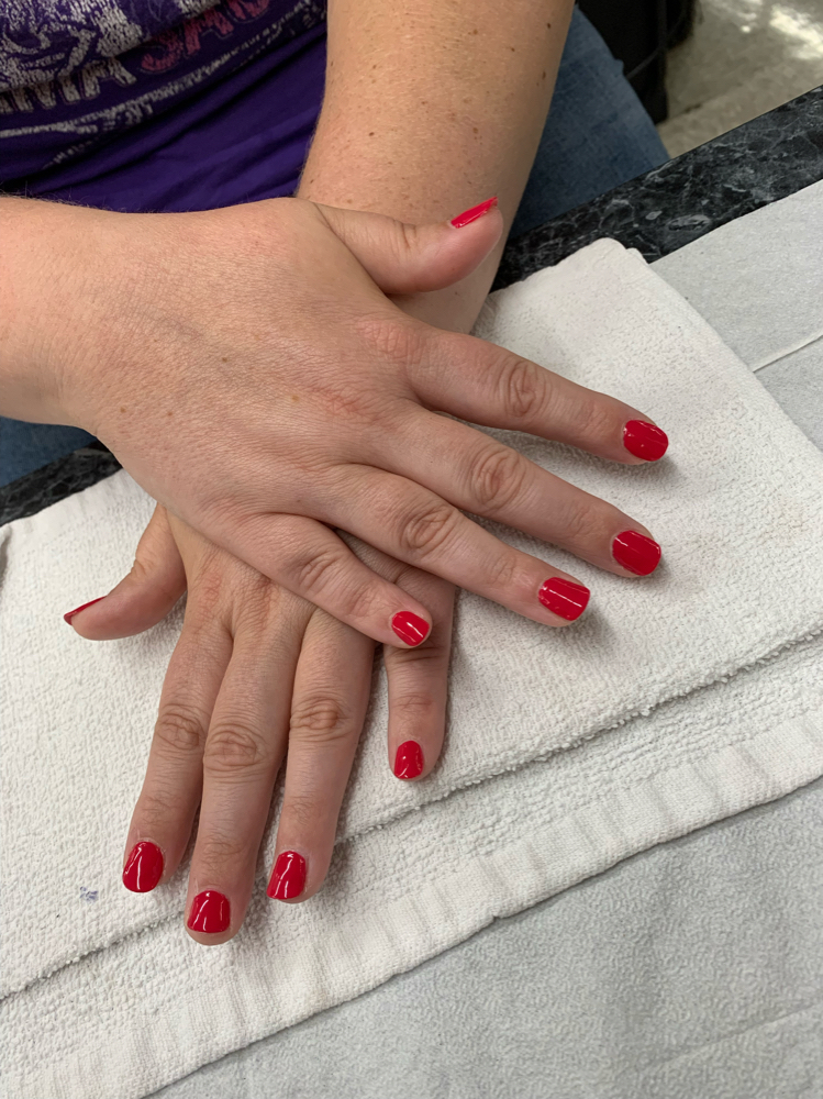 Basic Regular Polish Manicure