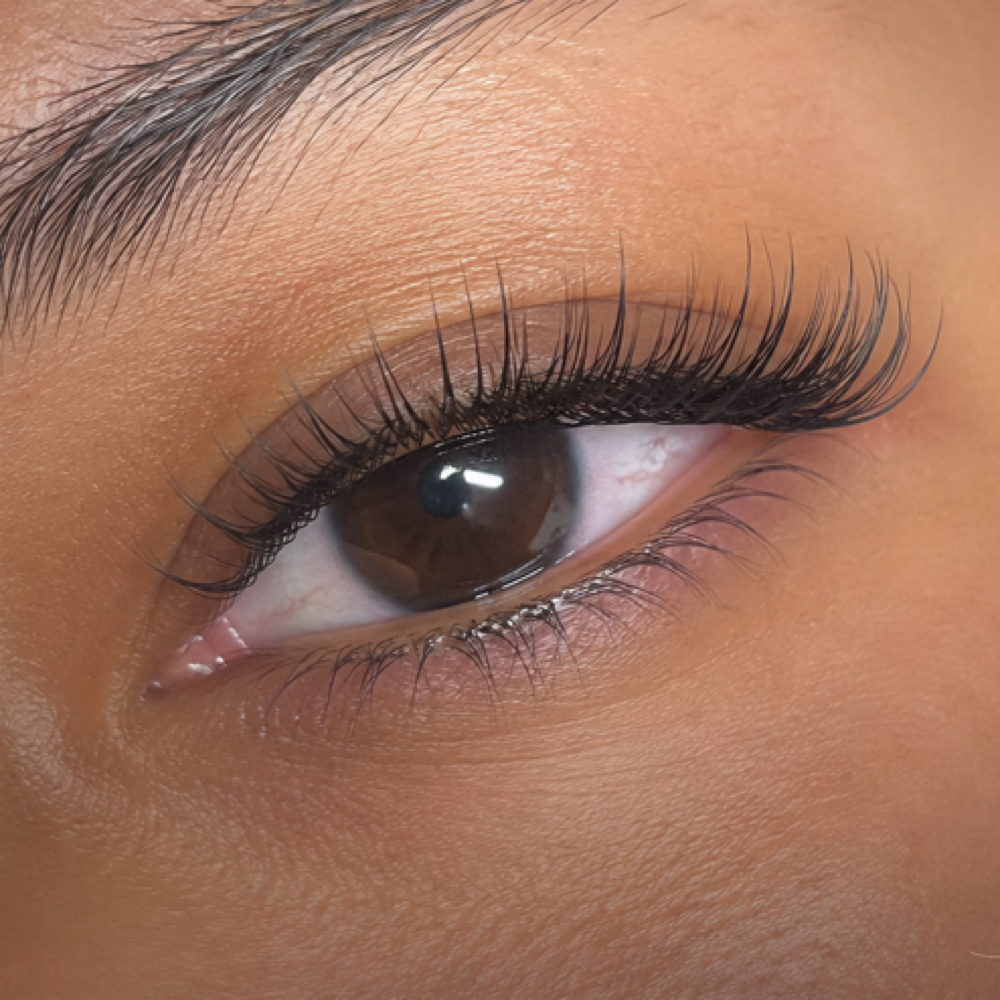 Classic Set – Natural & Timeless at Bespoken Beauty in Evansville, IN
