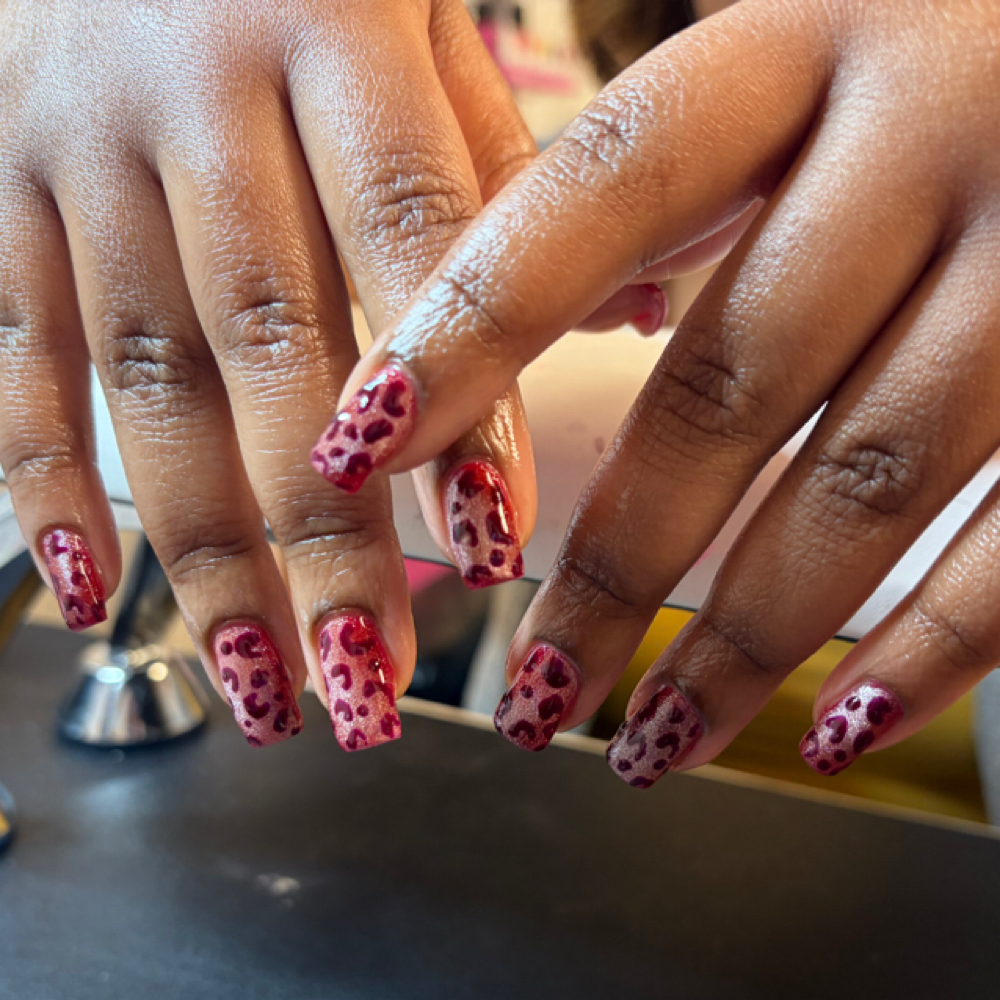 💎 Tier 2: Signature Designs at Forever Nails By Jennifer LLC in Park Forest, IL