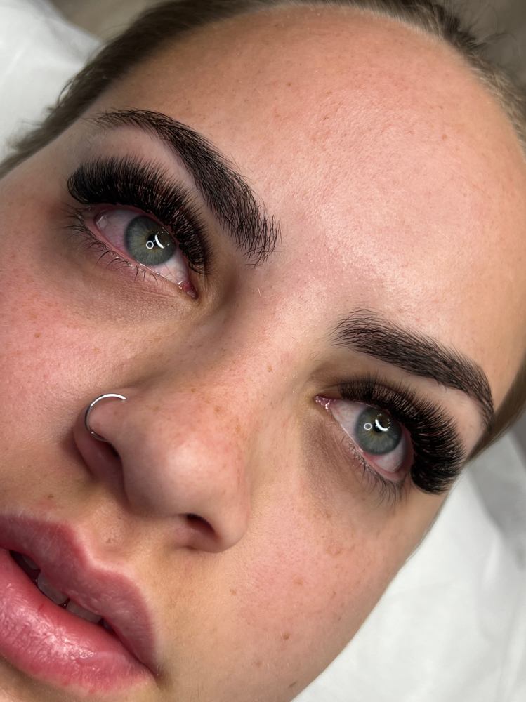 Hybrids set at Blink Lavish Lash & Brow Studio in Duluth, GA