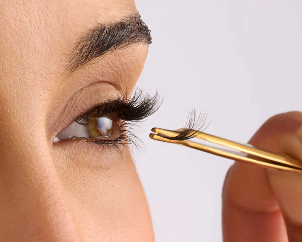 Cluster Lashes