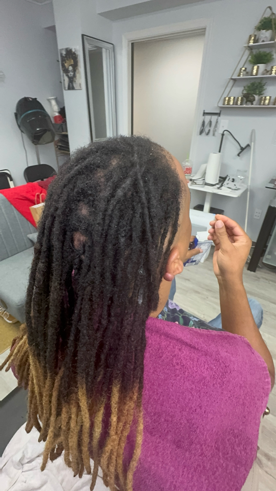 Loc Detox Shampooing/Conditioning at U’Neek HairStoree, Hair Artistry Salon in Stafford, VA