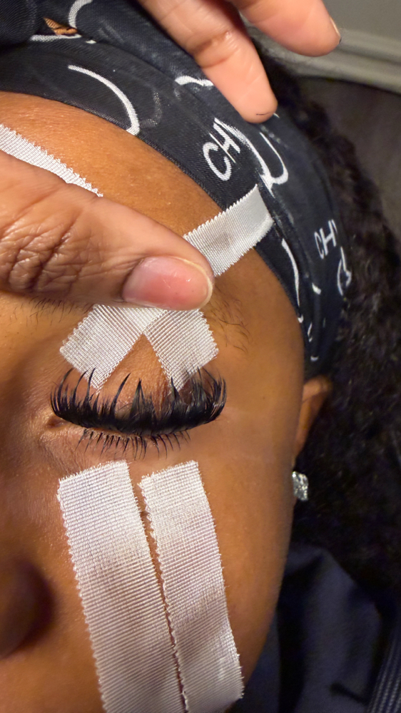 Individual Bottom Lashes 💓