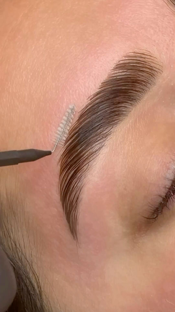 Brow Lamination at Tatiana Gomez