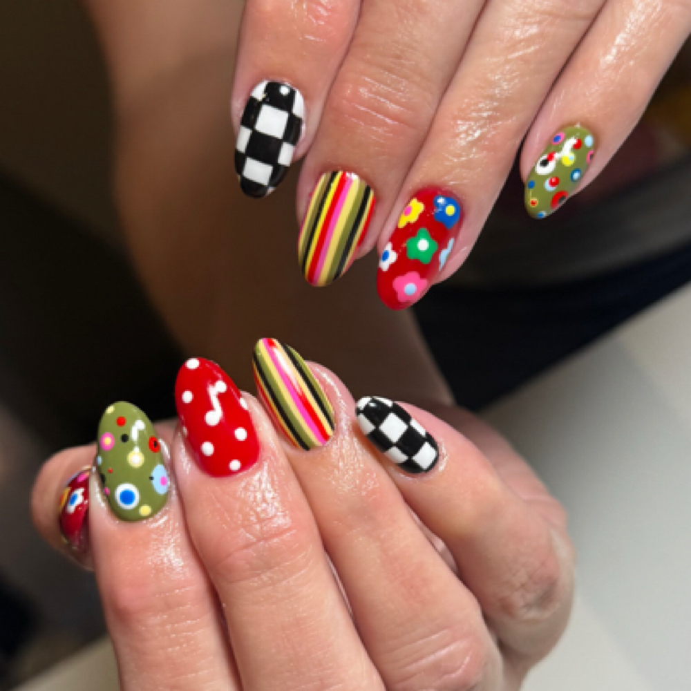Signature Design at Nails by Samantha in Peoria, IL