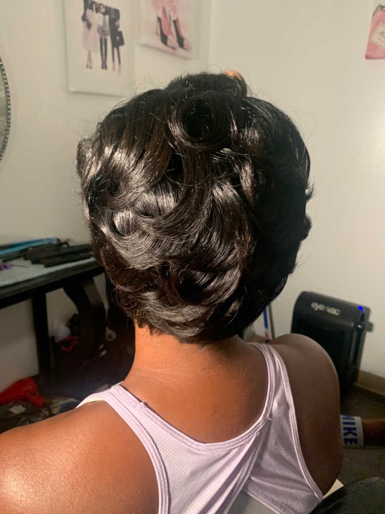 Shampoo & Style (Short Hair)