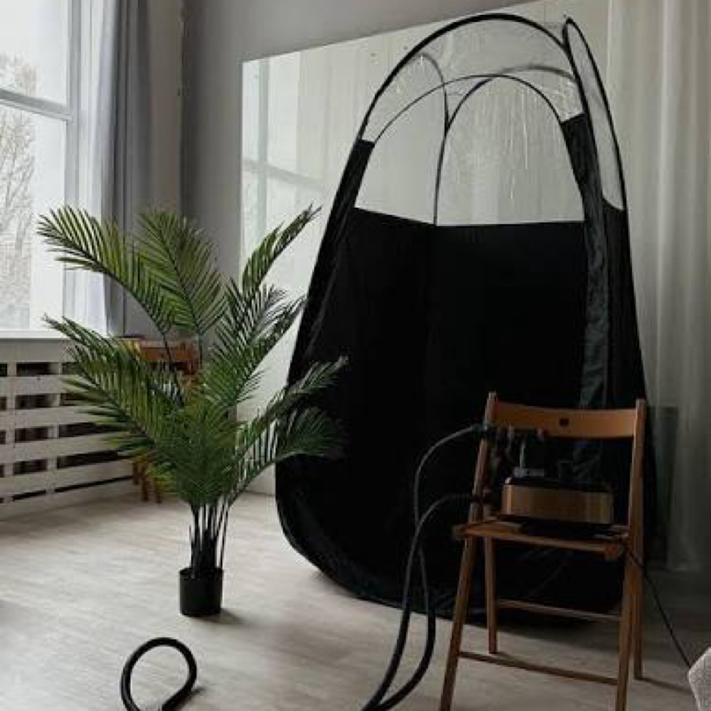 Mobile Glo at Small Town Glo in Wall, SD