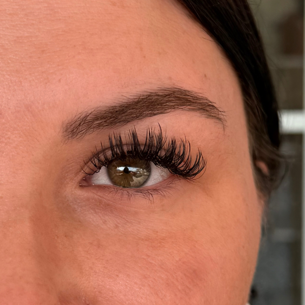 Custom Lash Extension Fill at Alexis Icke in Medina, OH