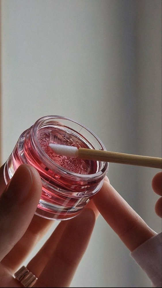 Lash Removal