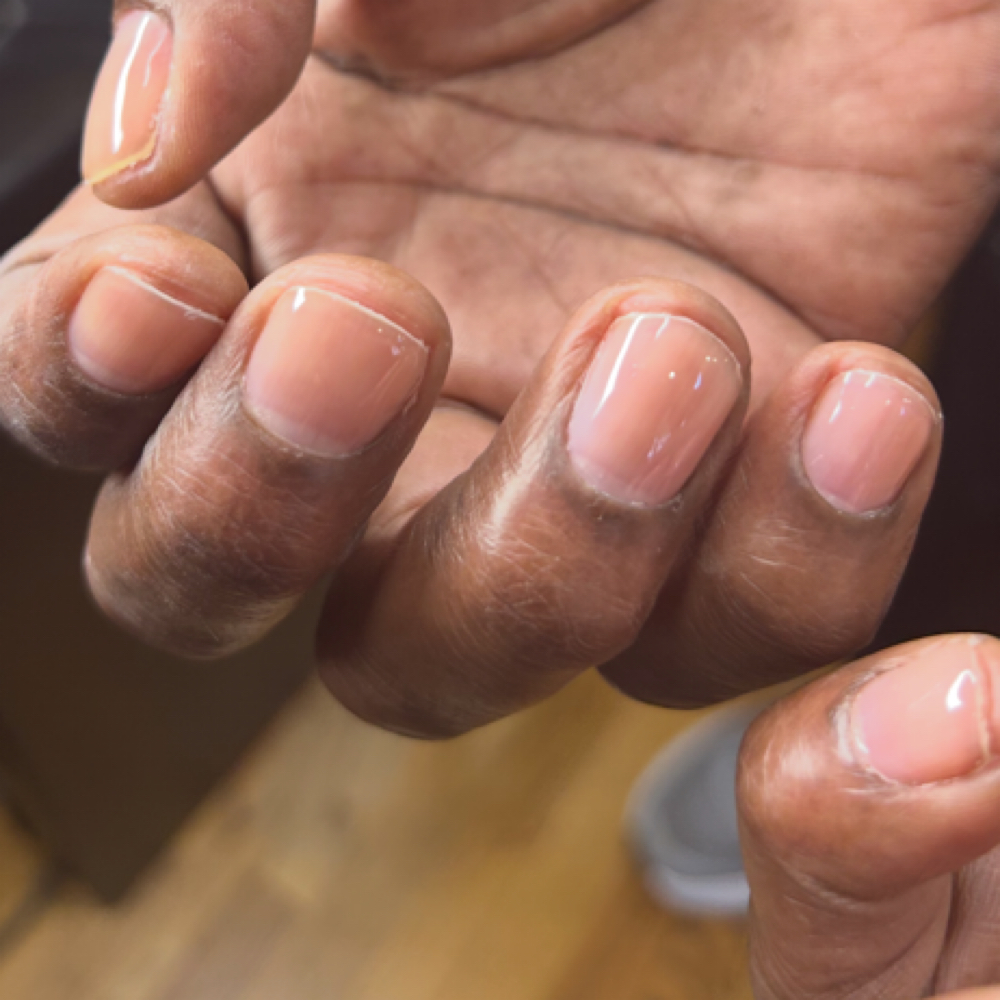 Mens Deluxe Manicure at Prime Beauty Studio in Chicago, IL