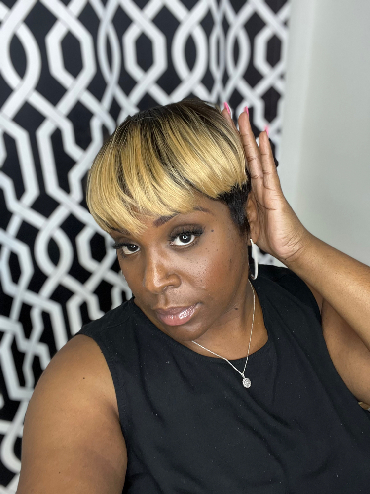 Crown Sew In at RoqMo Hair & Beauty Lounge in Houston, TX