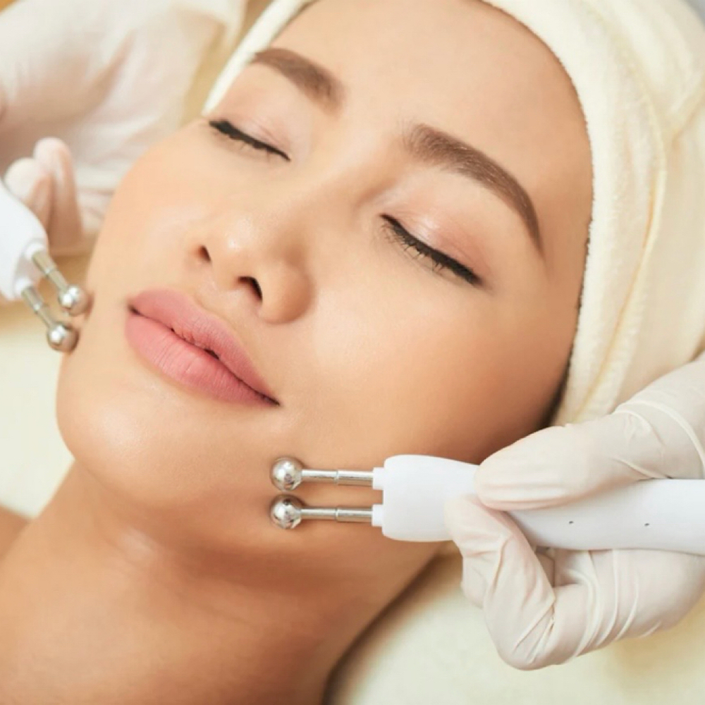 Microcurrent Facial at Madína Beauté Studío in Las Vegas, NV