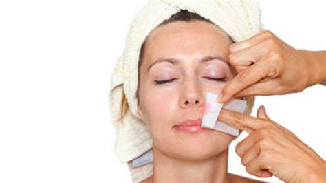 Full Face Wax (Non Member)