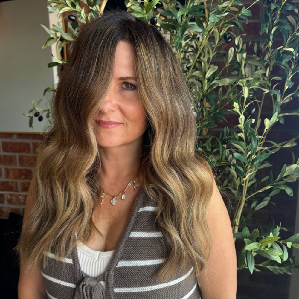 Root Color at HairbyKyriaPaphides in Lake City, FL