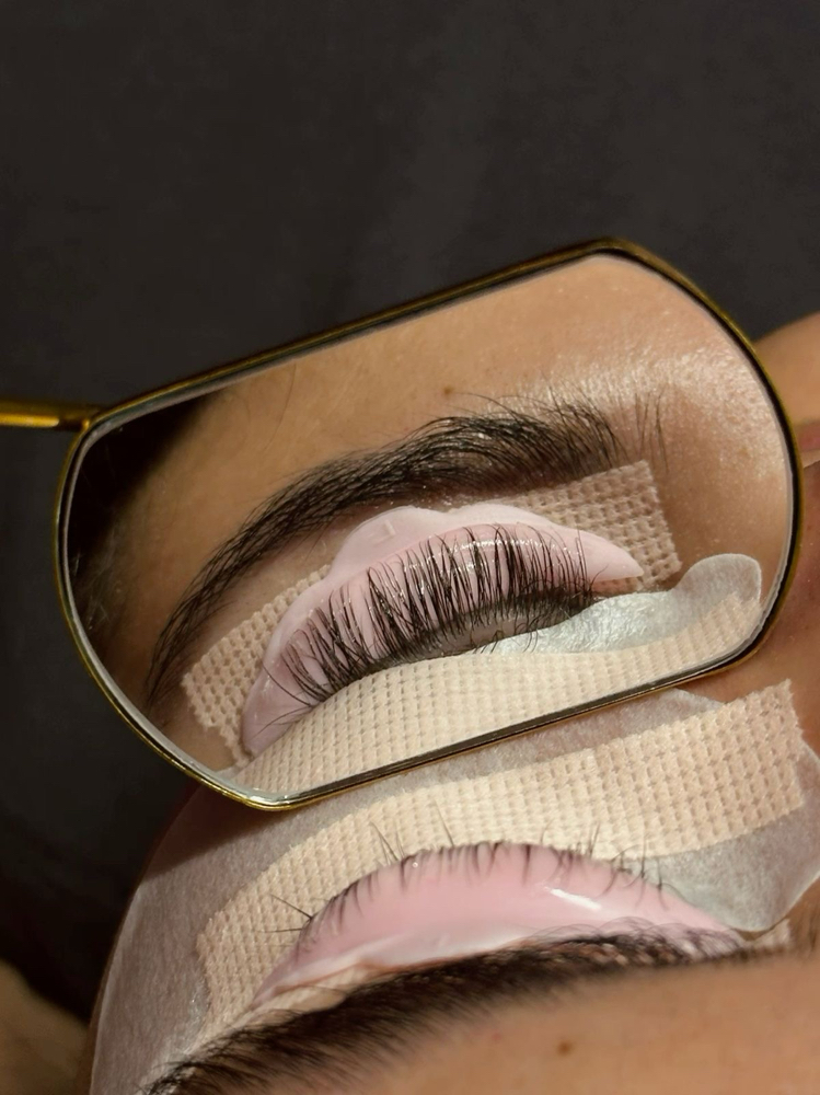 Lash Lift And Tint