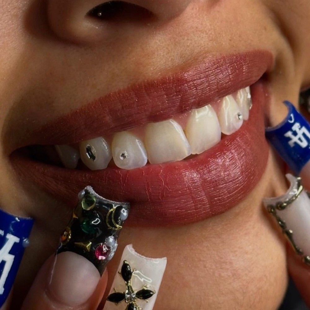 Tooth Gems at 323StarBby in Los Angeles, CA