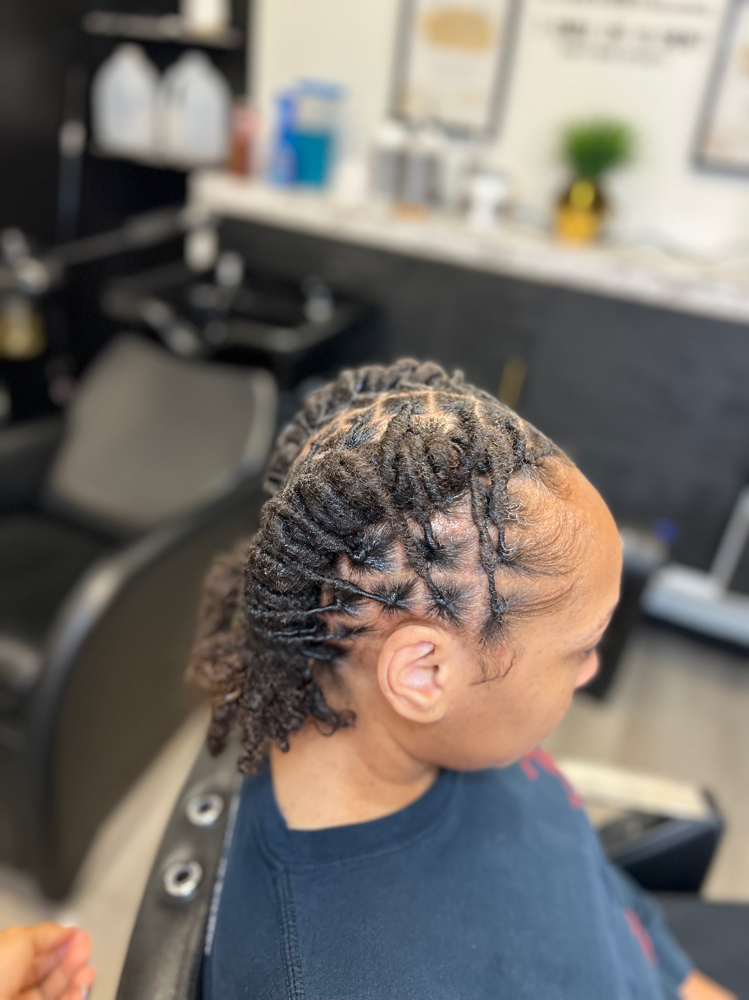 Loc Retwist (less than 100 Locs) at The Myricle Experience in Chesapeake, VA