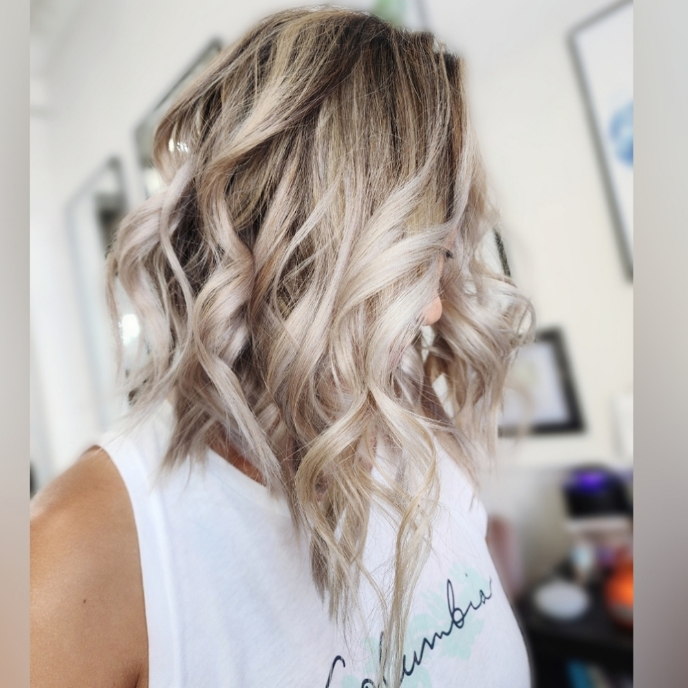 Blonding at Vibe Salon in Ponca City, OK