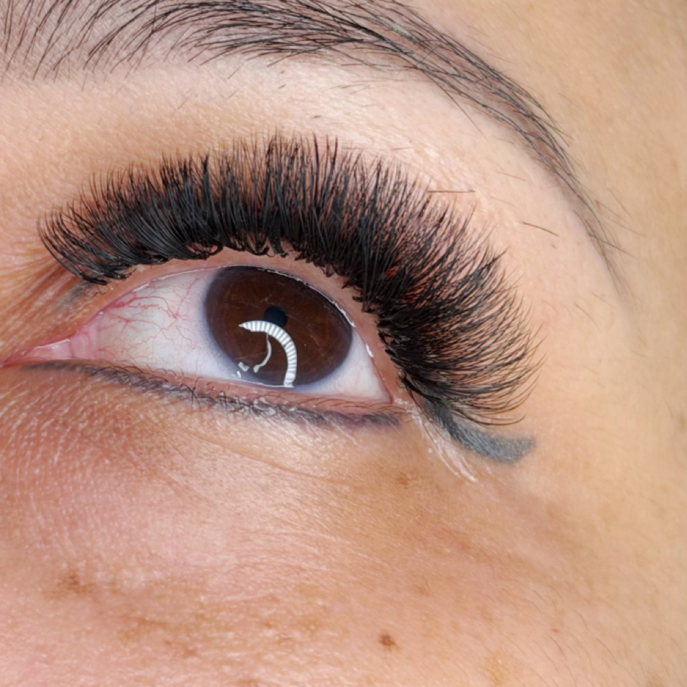 VOLUME FULLSET at Luv Lashes N Brows in Katy, TX