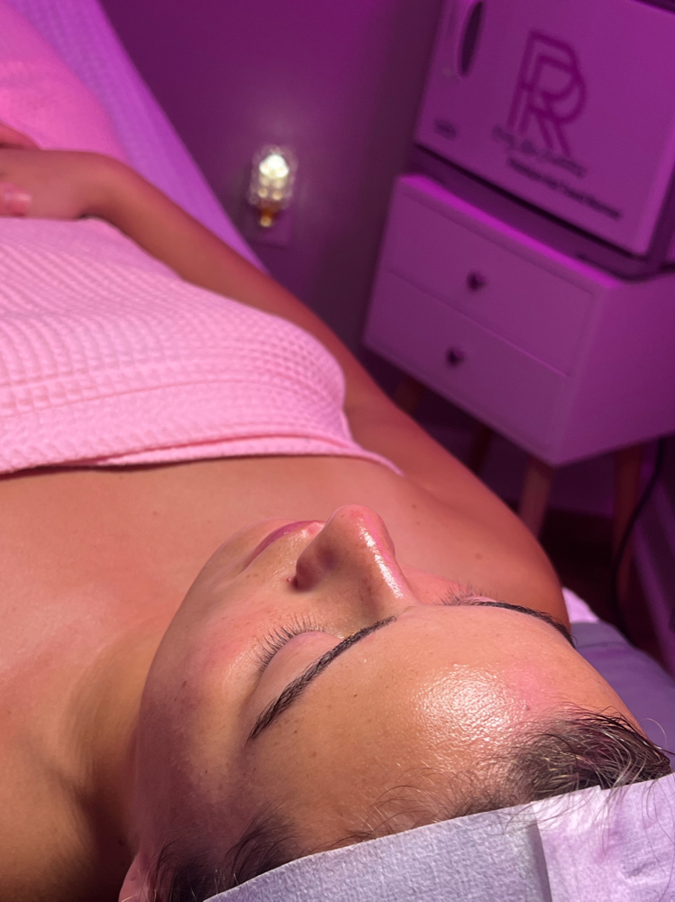 Reilly Rae Glow Facial