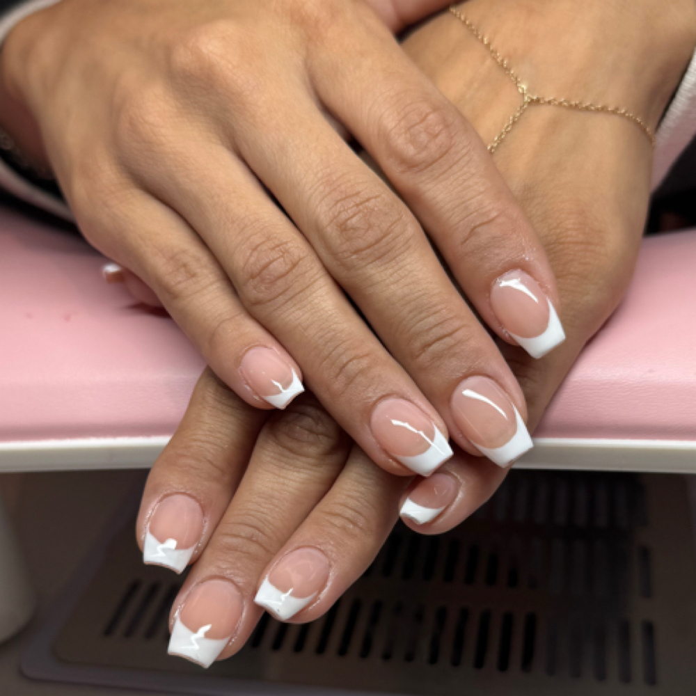 Builder Gel Full Set at Cosmo with Coco in Kansas City, MO