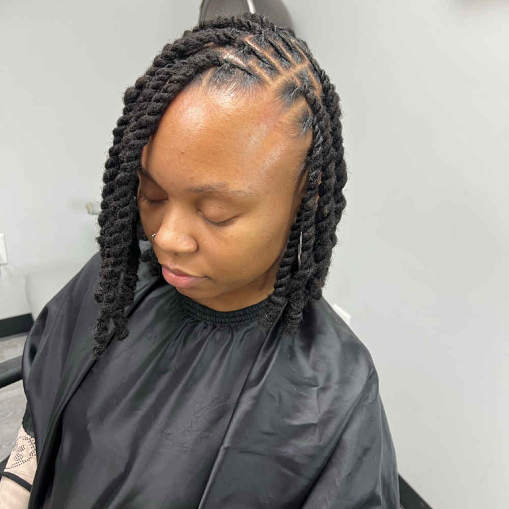 Shoulder Length Loc Knot Bob