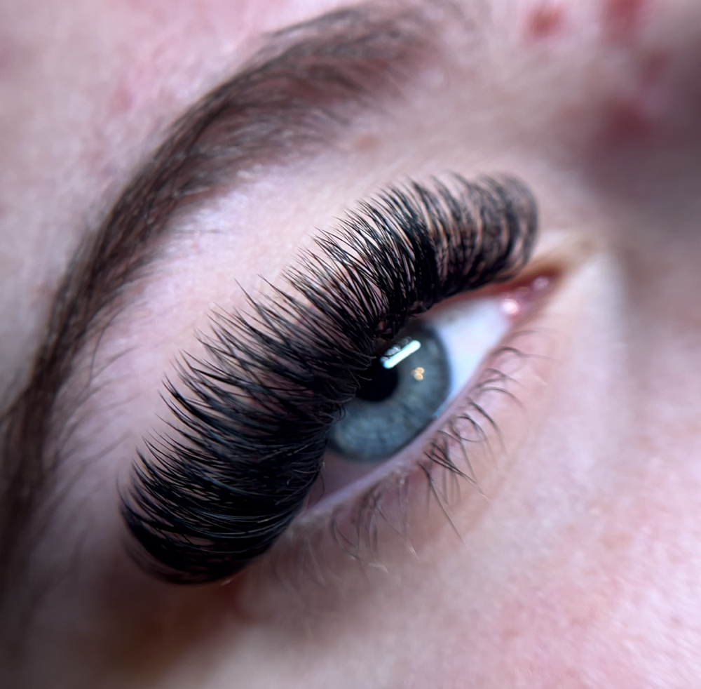 Mega Lashes