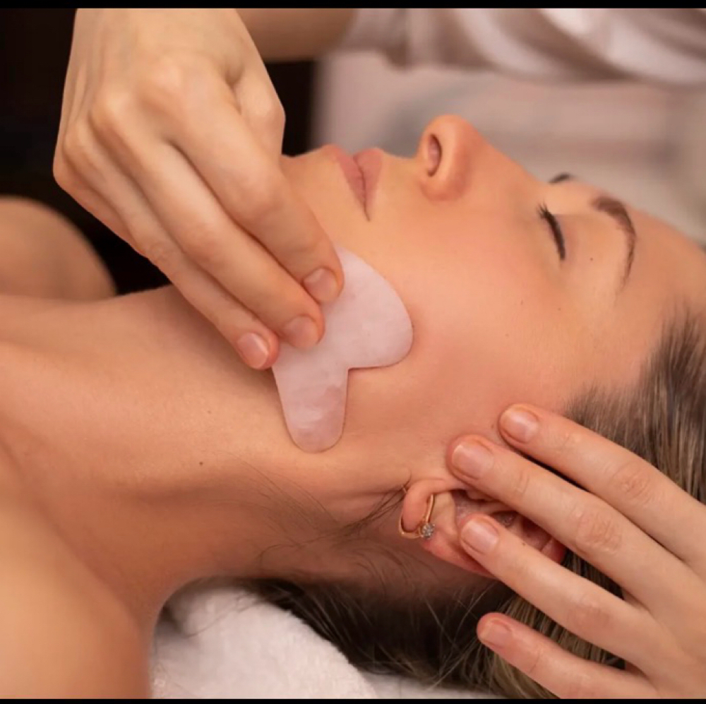 Pressure Point / Lymphatic - Add On at The Bubble Aesthetics and Spa in Soddy Daisy, TN