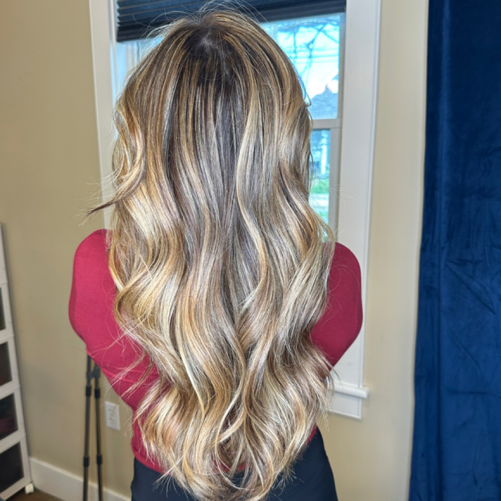 Waves at Angelo’s Beauty Concept in Vineyard Haven, MA