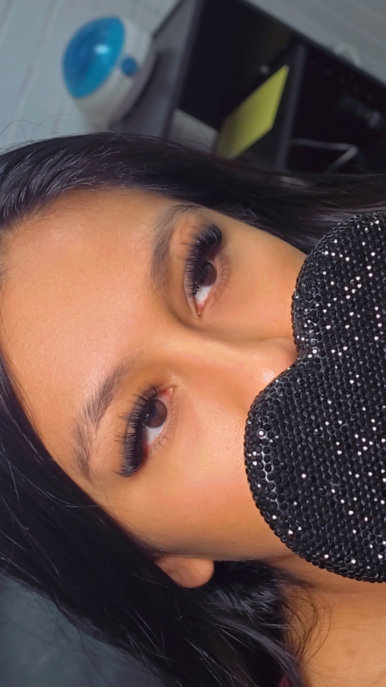 Lash Extentions at Lyliana Villanueva At The Beauty Studio in Lufkin, TX