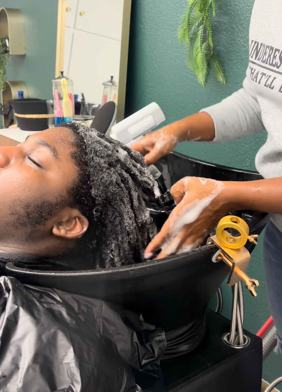 Loc Detox + Wash & Blow Dry