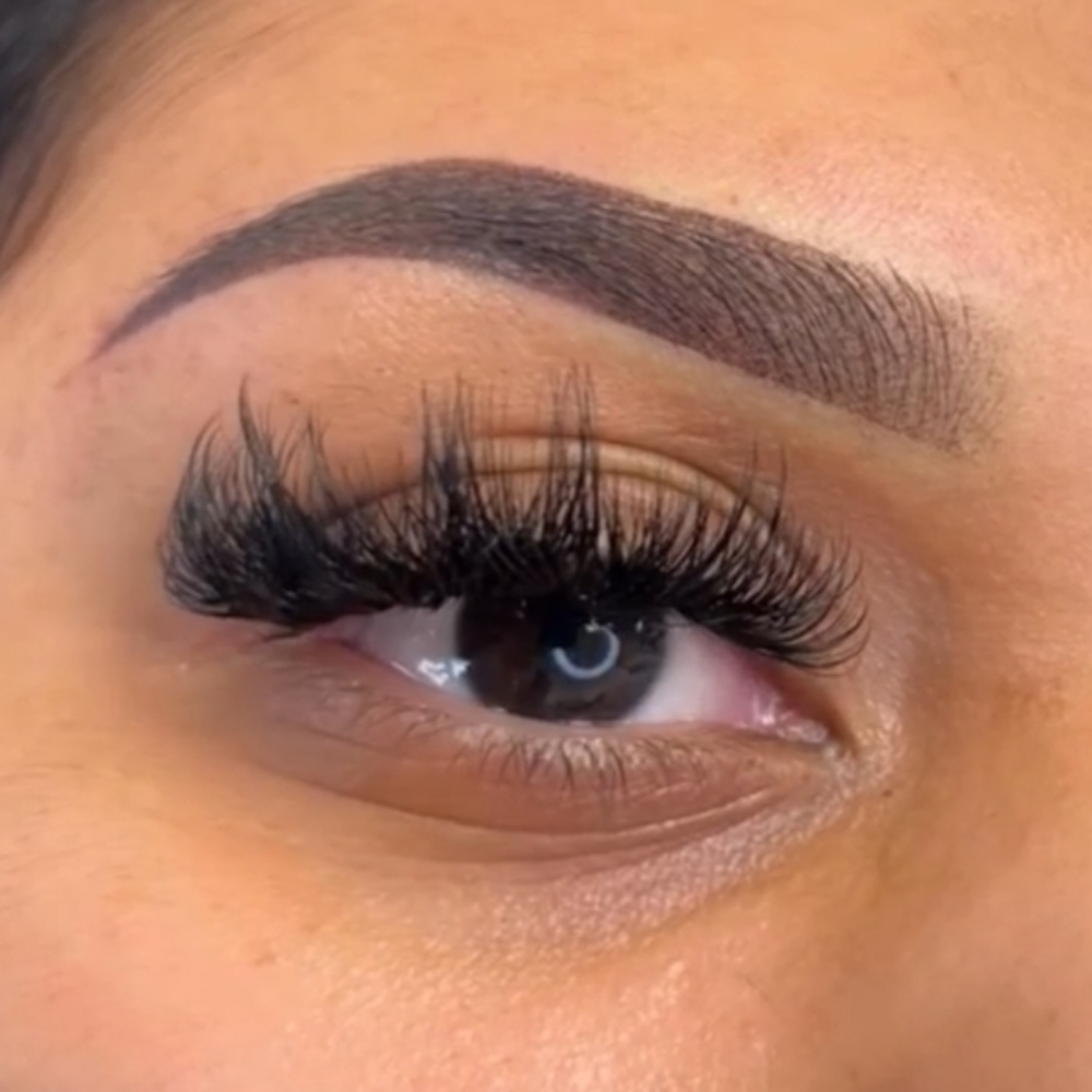 Baddie Bundle at Babyydollbrows in Tampa, FL