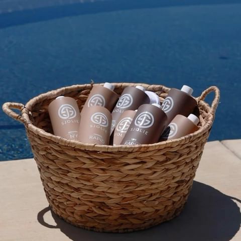 Airbrush Tan at Bella Skin Esthetics in Mt Pleasant, MI