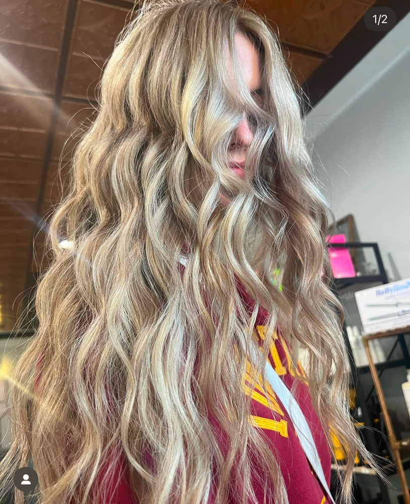 Highlight at Beauty By Mal in Galesburg, IL