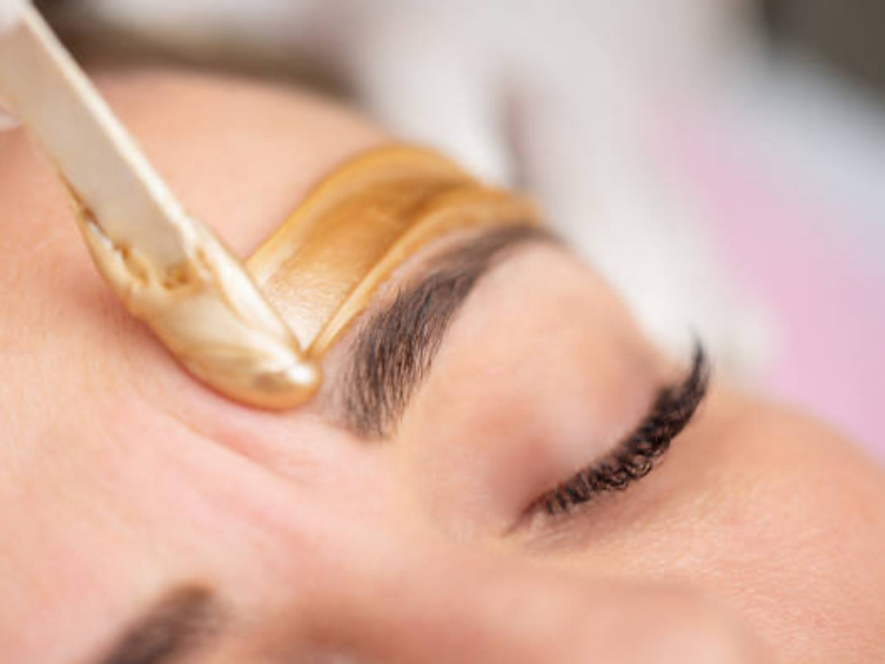 Brow Waxing & Shaping