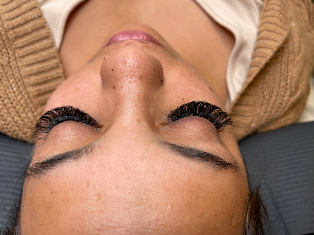 Mega Volume Full Set Lash Extension