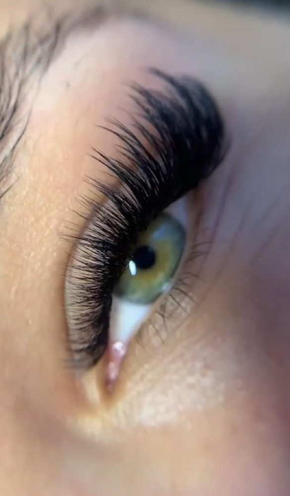 Volume Lash Extensions