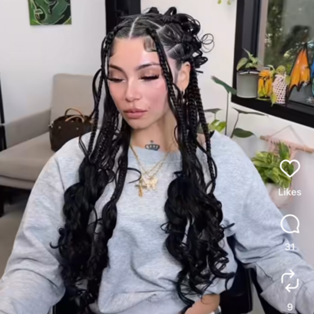 Jumbo Knotless Braids at Djina  Braiding in Grand Prairie, TX
