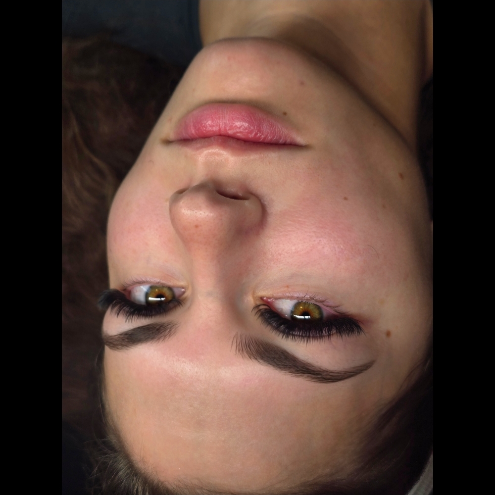 Volume Full Set at La Rosa Lash LLC in Laramie, WY