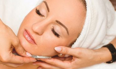 Dermaplane Glow Facial