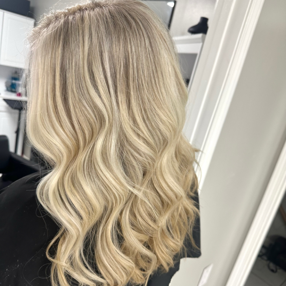 Full Highlight Retouch at H | L Styles in Mccoll, SC