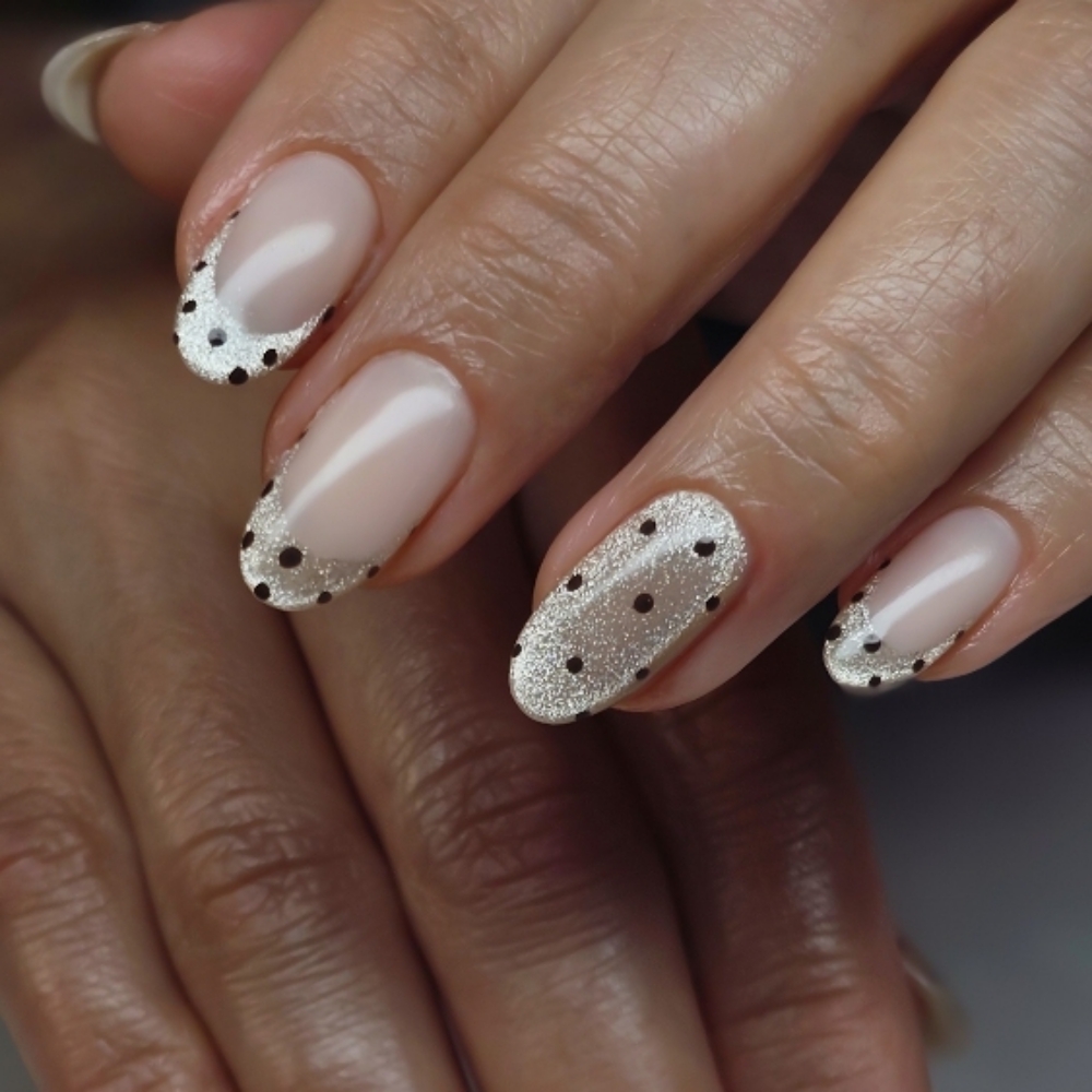 Nail Art Level 2 at GELLEZA Nail Studio in Noblesville, IN