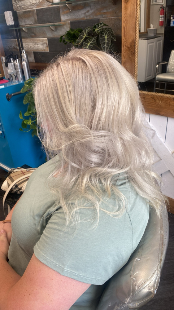 All Over Blonde Retouch