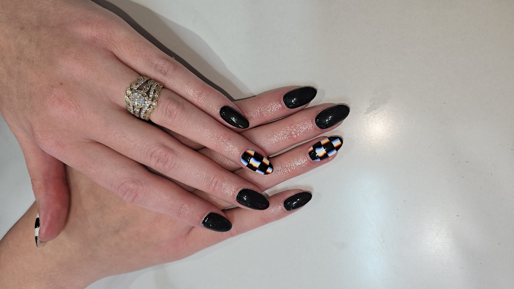 Nail Art (Up To 4 Nails) at Nails By Jenn in Pekin, IL