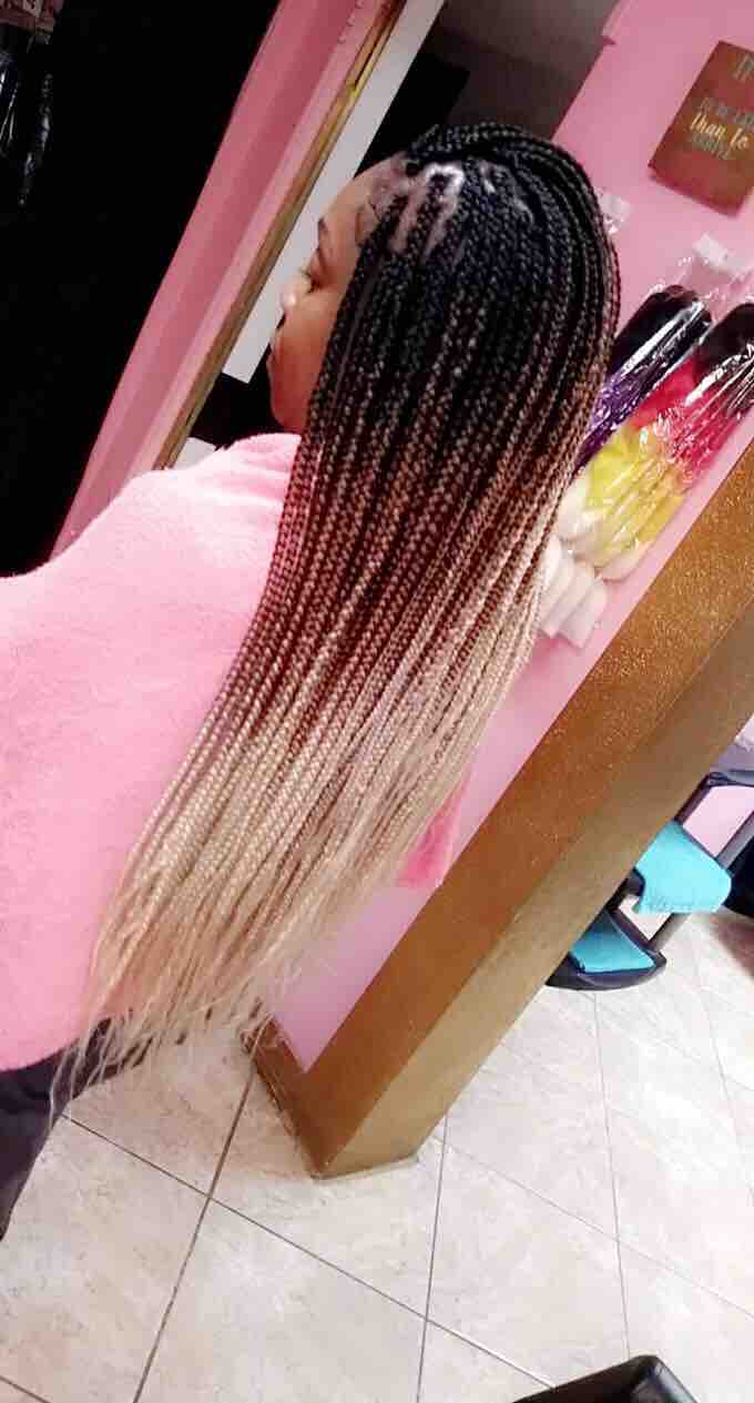 SMALL KNOTLESS at The Braid Bar in Orlando, FL