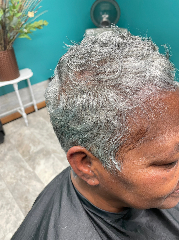 Relaxer Services at Yelle’s Hair Suite and Boutique in Dayton, OH