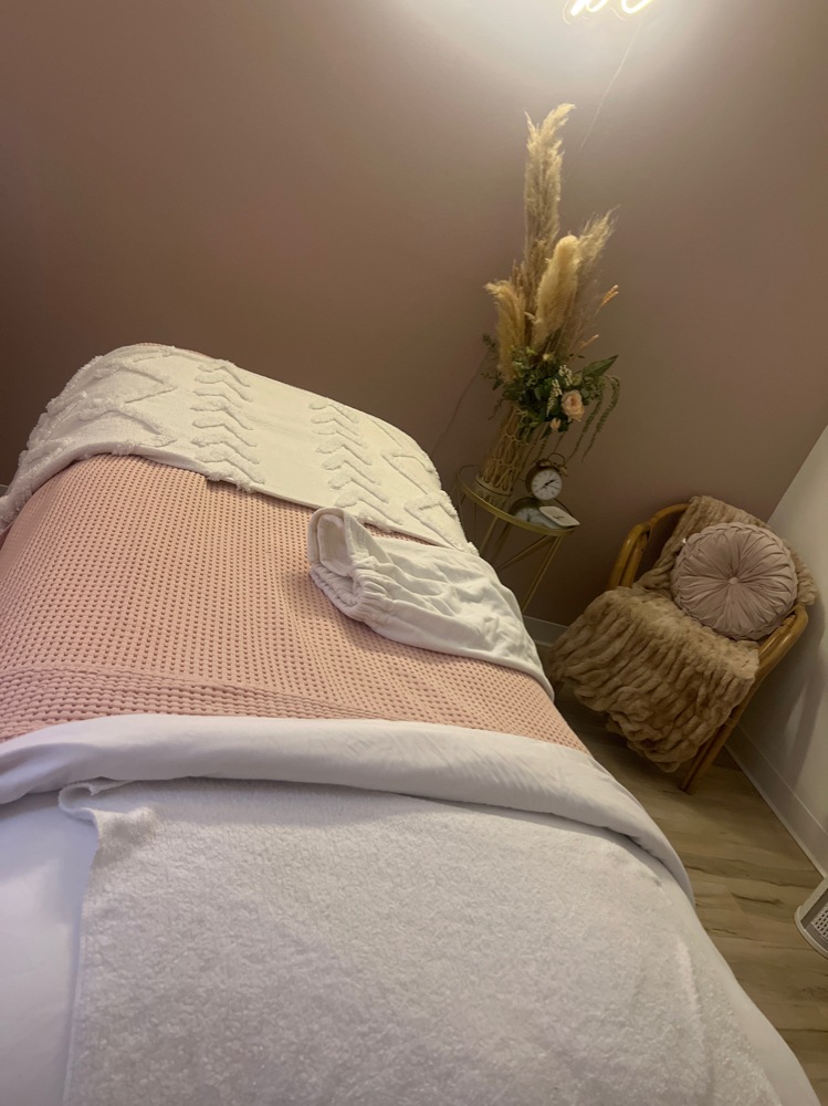 Relax And Glow Express Facial