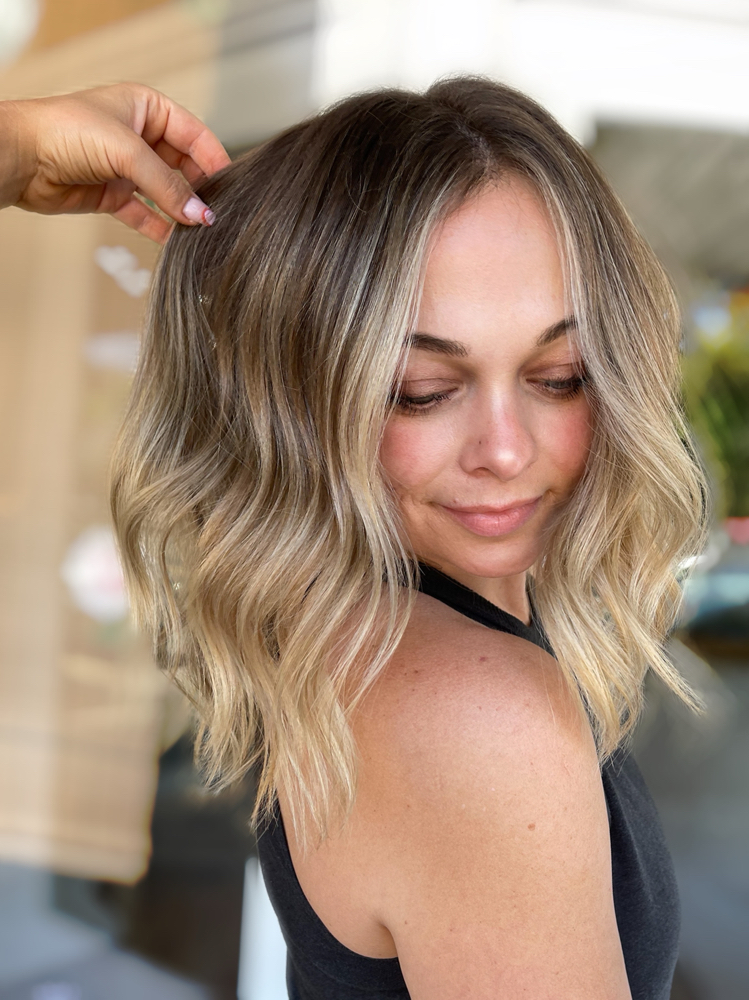 WOMENS HAIRCUT