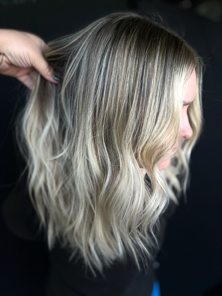 Faceframe Or Block Highlights at Before/After Beauty in Cincinnati, OH